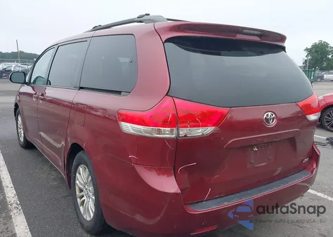 2013 Toyota Sienna Xle V6 8 Passenger from USA, damaged, VIN 5TDYK3DC7DS326237